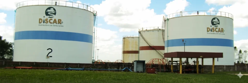 Revestimiento Interior de Tanques de Almacenamiento de Combustible – Discar S.R.L., Santa Cruz de la Sierra